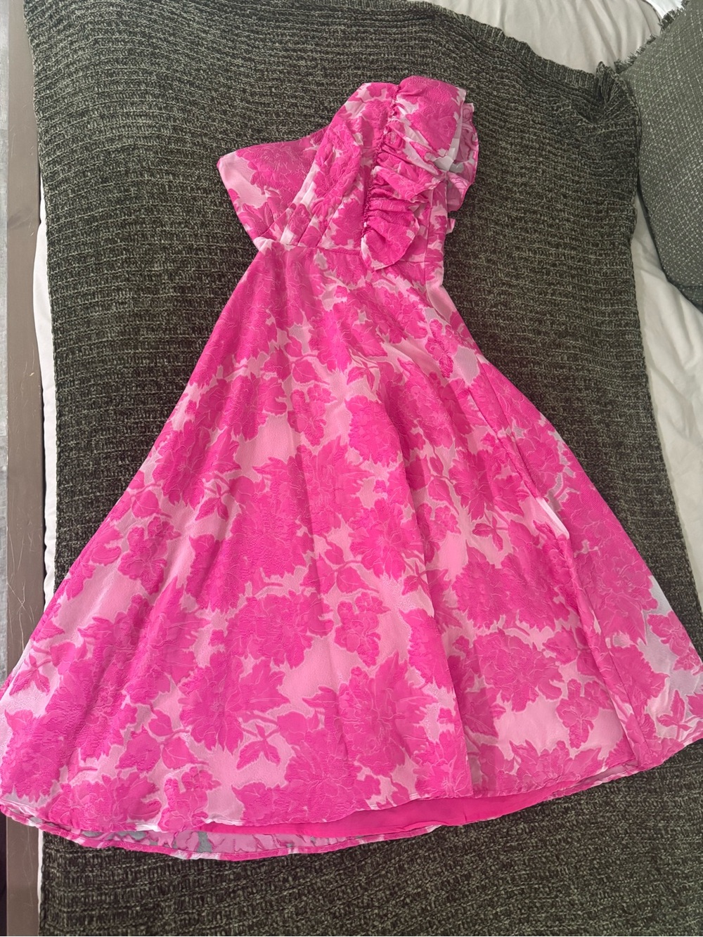 Showpo Hot Pink One-Shoulder Floral Ruffle Maxi Dress - Picture 9 of 12